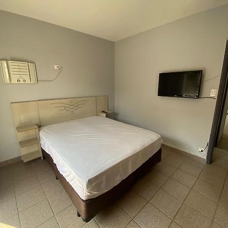 Apartamento Com Estacionamento, Wi-Fi, Ar Condicionado A 300 Metros Da Praia Da Enseada No Guaruja. エクステリア 写真