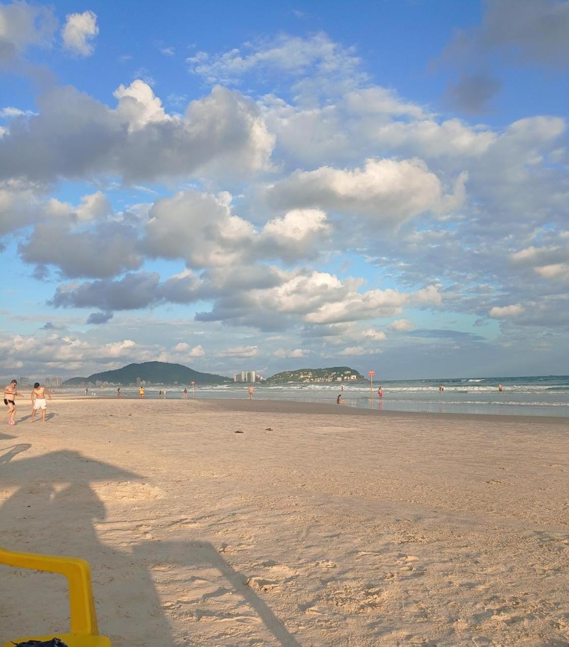 Apartamento Com Estacionamento, Wi-Fi, Ar Condicionado A 300 Metros Da Praia Da Enseada No Guaruja. エクステリア 写真
